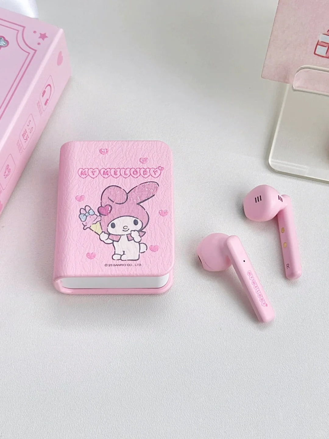 Sanrio Book Design Bluetooth Earphone