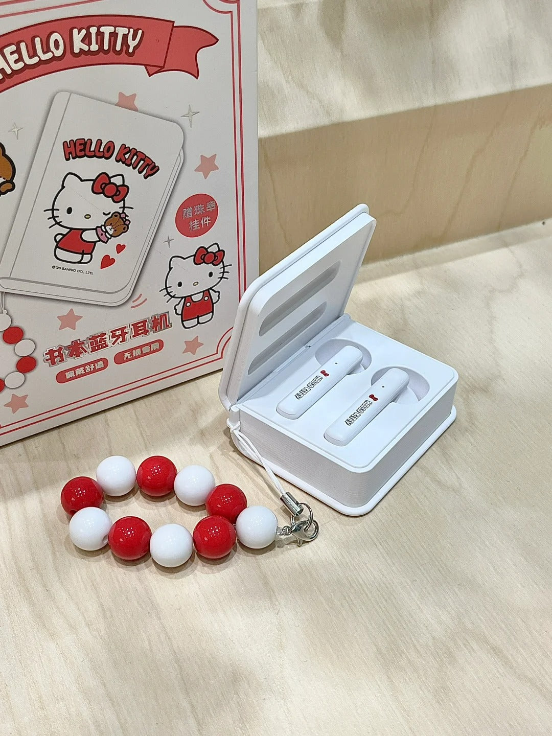 Sanrio Book Design Bluetooth Earphone